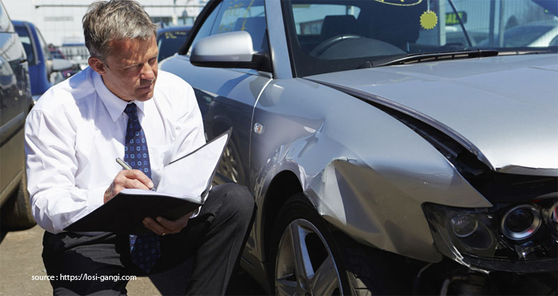 What to Bring to Your Personal Injury Attorney After a Car Wreck