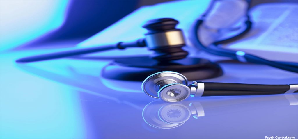 A Physician Expert Witness Plays a Key Role in State and Federal Courts